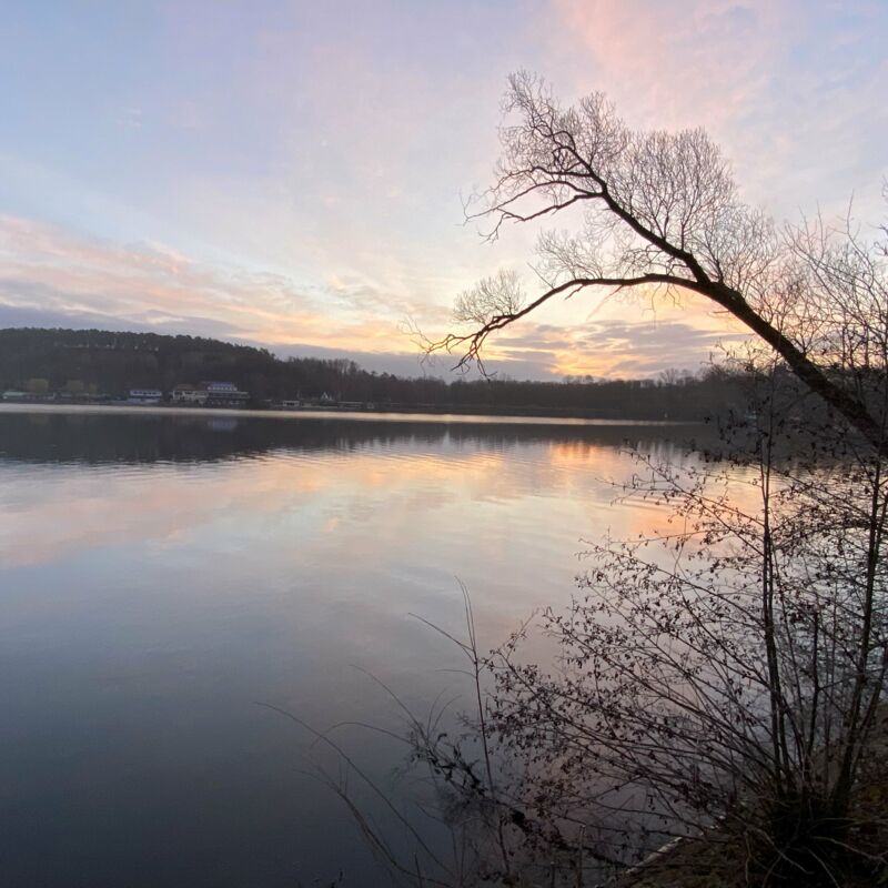 Ferienwohnung Möhnesee Kajak SUP Angeln Surfen Segeln Anglerhaus