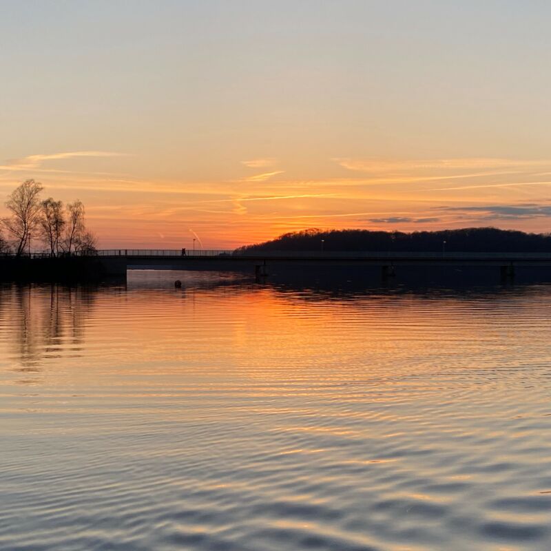 Ferienwohnung Möhnesee Kajak SUP Angeln Surfen Segeln Anglerhaus